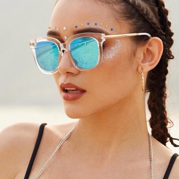 🌴🌴4 for $25🌴🌴 Blue Beach Sunglasses• - Picture 2 of 4